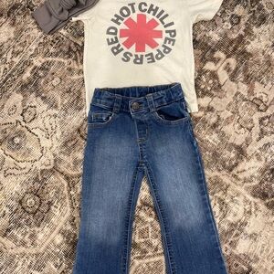 Jeans, tee & bow bundle